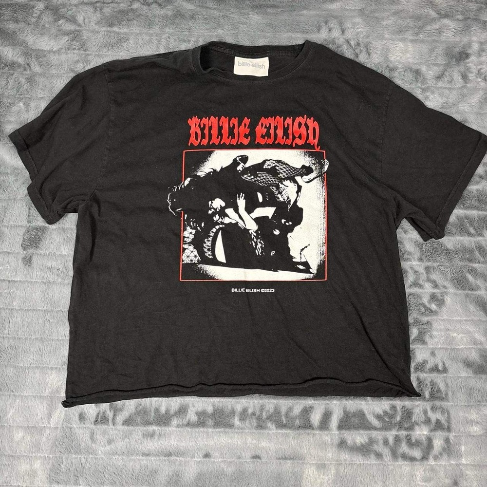Billie Eilish 2023 Official Tour Graphic T-Shirt Black Red Cropped Large 7154